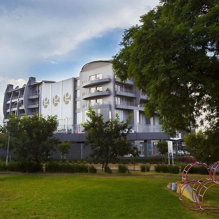 Genesis All-Suite Hotel Johannesburg Exterior photo