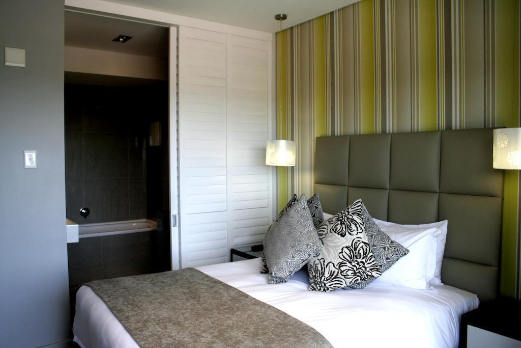 Genesis All-Suite Hotel Johannesburg Exterior photo