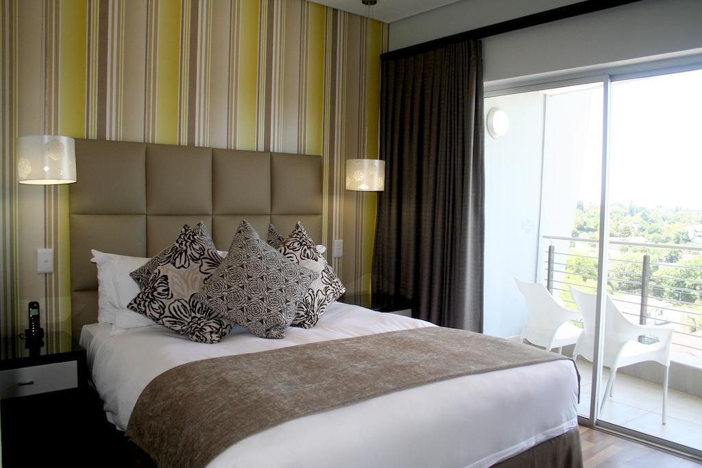 Genesis All-Suite Hotel Johannesburg Exterior photo